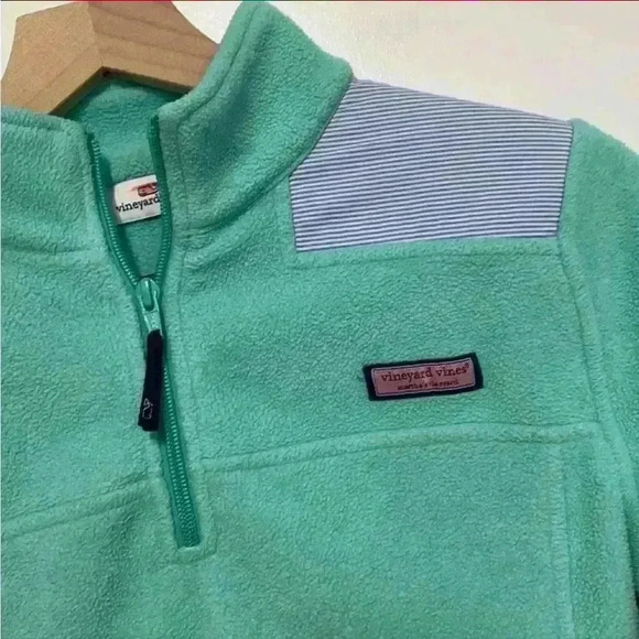 VINEYARD VINES | Seersucker Shep Fleece 1/4 Zip Pullover - Picture 7 of 9